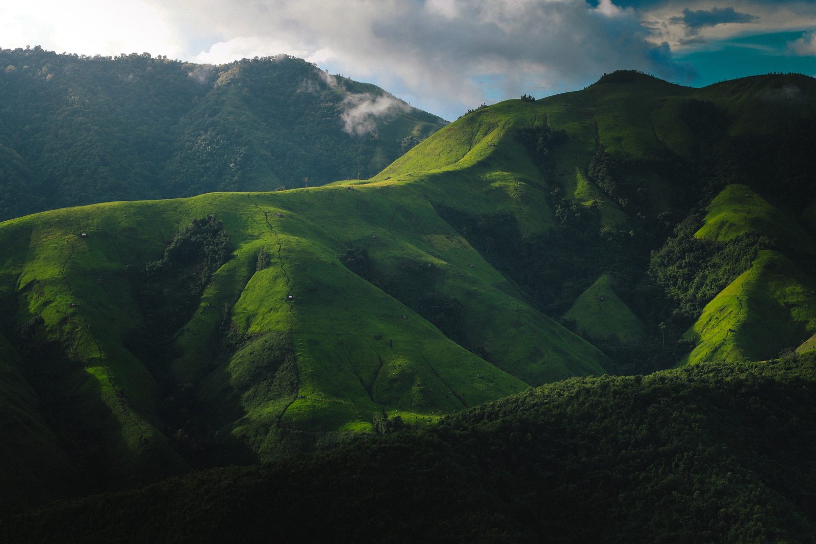Thailand Mountain Trail Hikking Trails, Trekking Trips, & Running Tours Thailand Mountain Rice In The Mountains In Nan Province